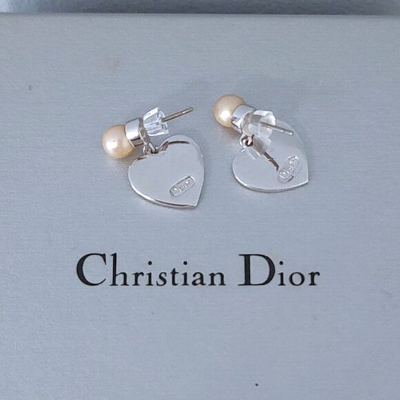 Dior pearl heart pierced earrings EUC w/COA - Picture 2 of 4